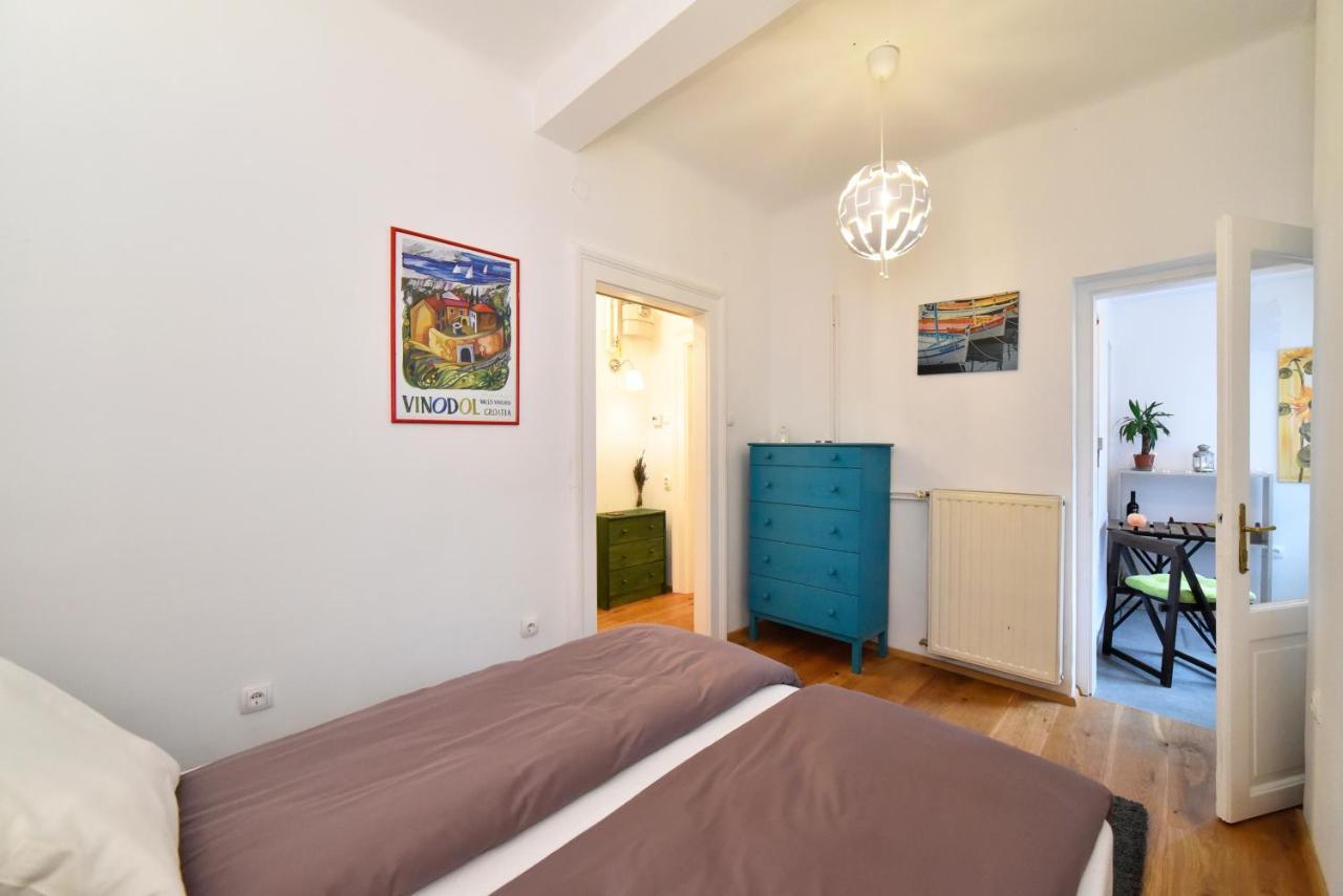 Cosy Lu Apartment Zagreb Exteriör bild