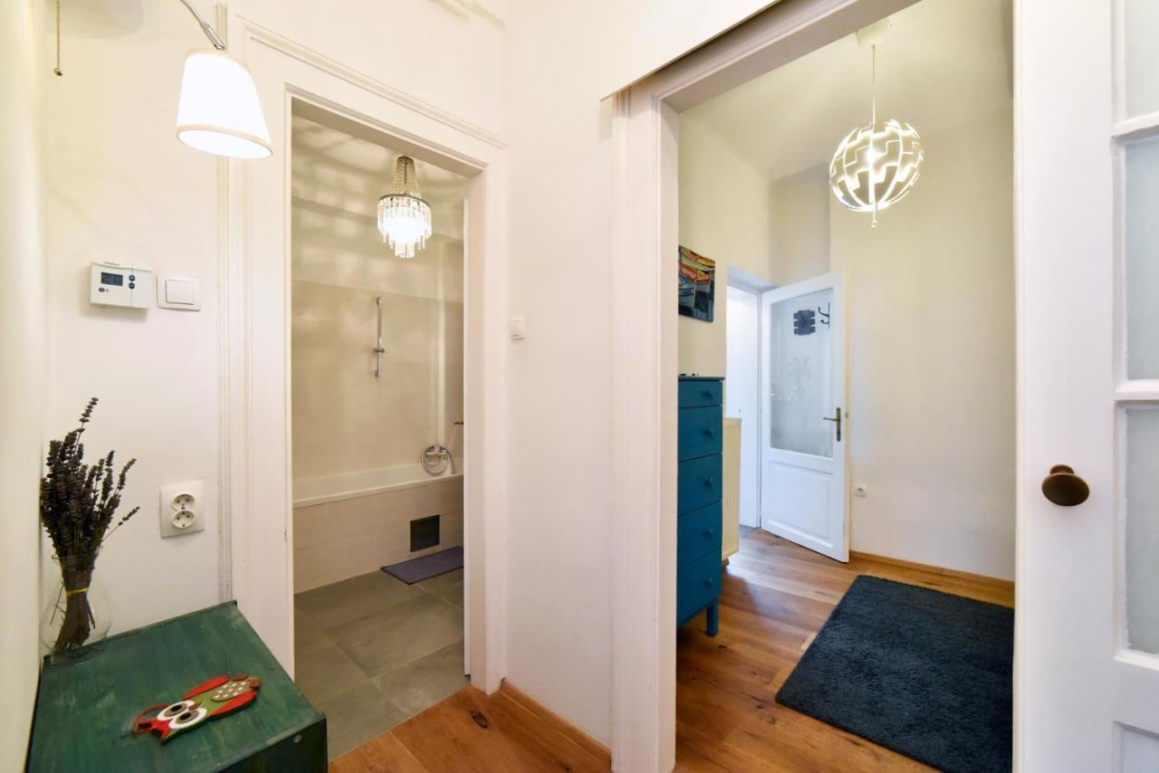 Cosy Lu Apartment Zagreb Exteriör bild