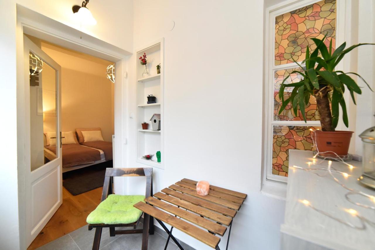 Cosy Lu Apartment Zagreb Exteriör bild